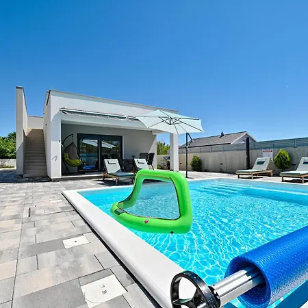 Holiday House Sara With Heated Pool Privlaka  Exterior photo